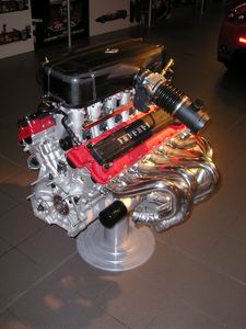 s082_galleria_enzo_moteur