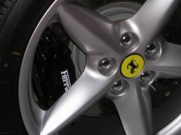 TN_RoC04 - 15 - Showroom Ferrari - 5